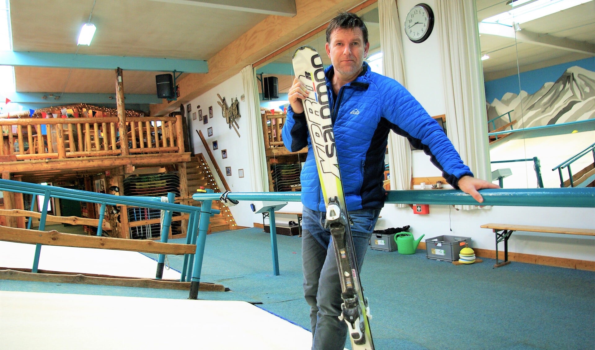 Ron de Haas op één van de banen waar velen leerden skiën of snowboarden. 