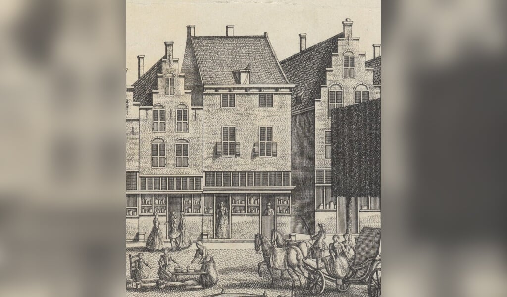 Leonard Schenk naar Abraham Rademaker, De herberg Mechelen, detail van Gezicht op de Markt, circa 1720 (Archief Delft). 
