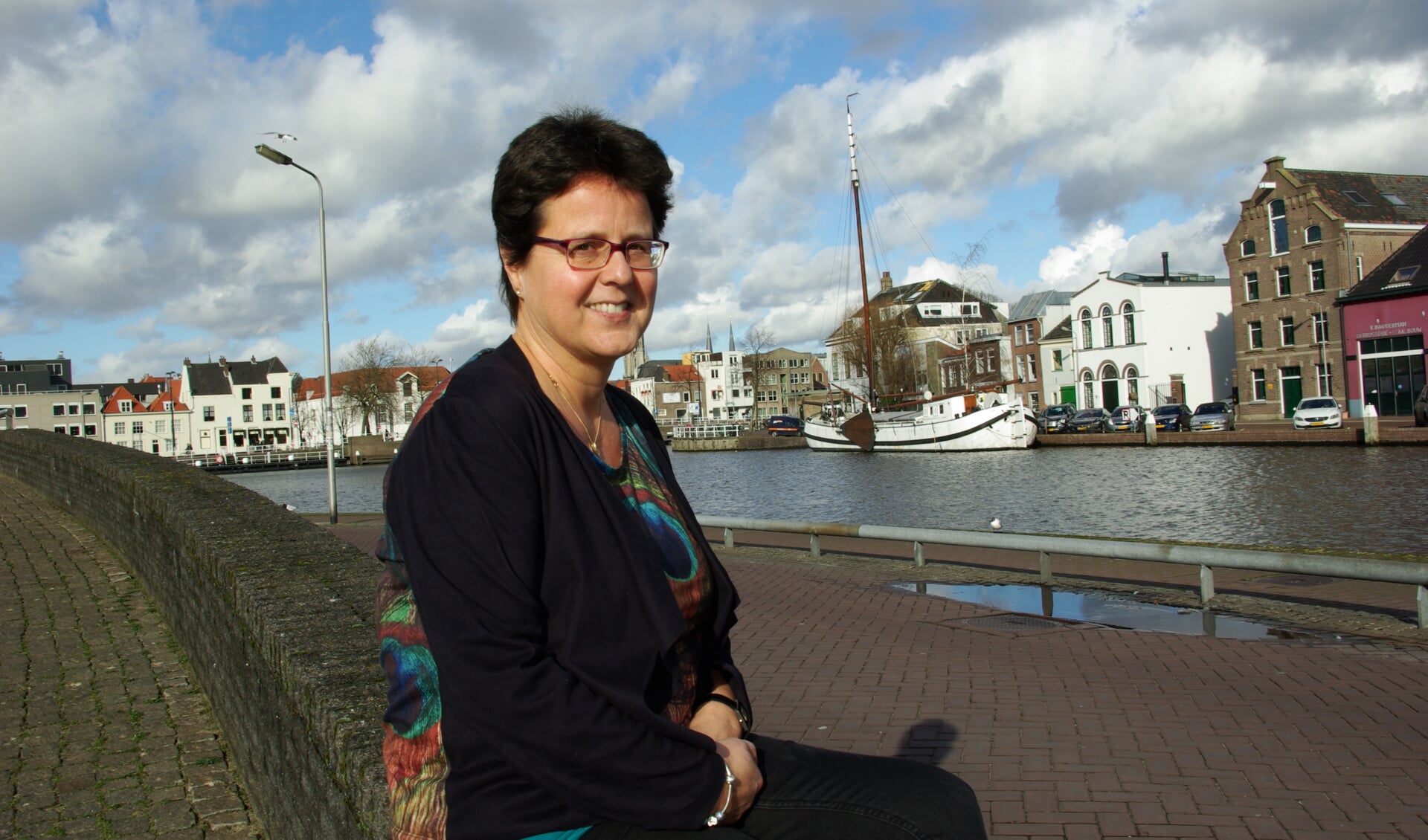 VTV-consulent Petra van der Meer begeleidt vrijwilligers die zich graag voor een ander inzetten. (foto: Jesper Neeleman)