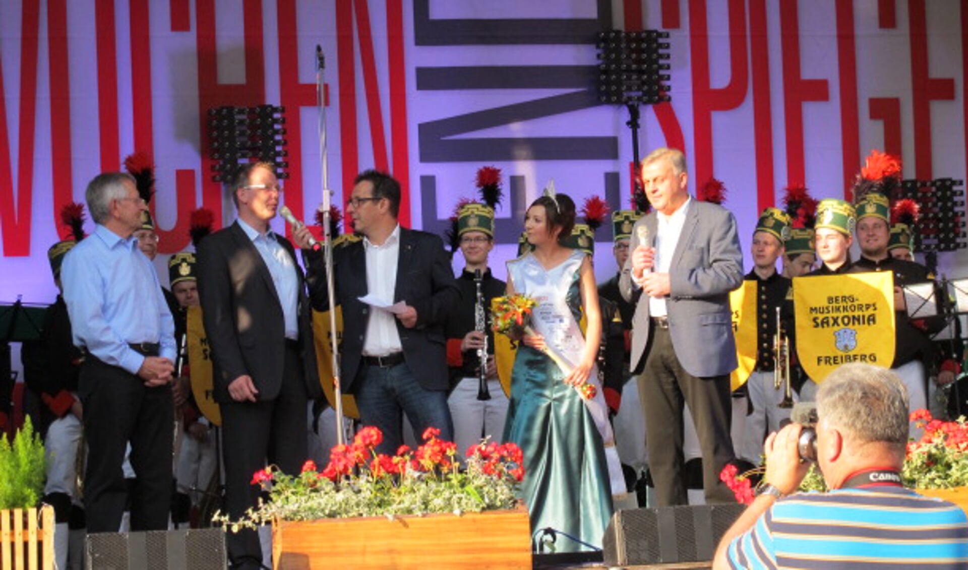 Het Bergstadtfest is het jaarlijkse hoogtepunt in Freiberg en ook dit jaar zal weer een groep Delftenaren tijdens dit feest van de partij zijn. 