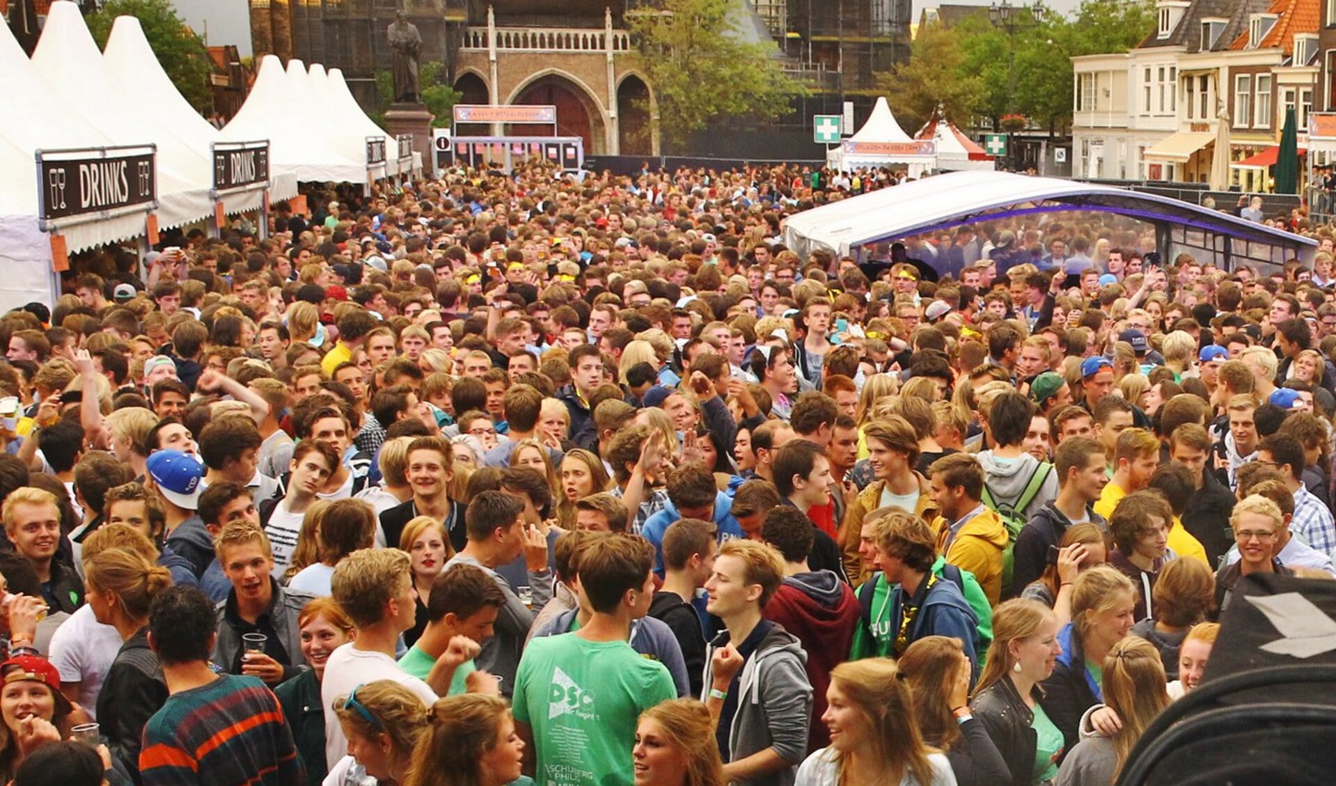 Delft telt veel studenten en het worden er elk jaar meer. 