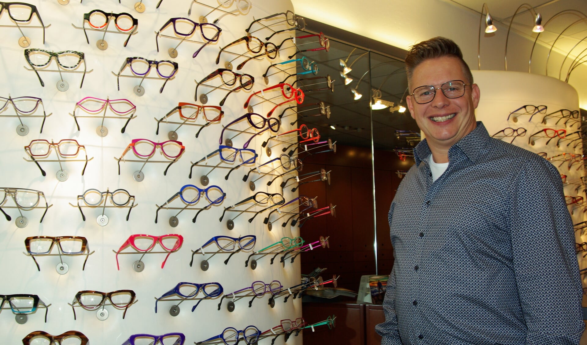 Maarten van Woerden van Trompper Optiek: ‘Wij combineren goed advies met een kleurrijke collectie brillen.’