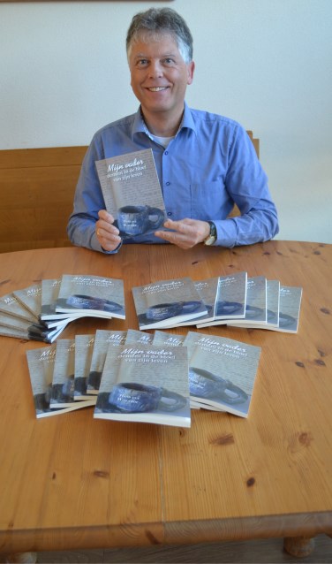 Hans van Wingerde schreef een boek over zijn vader, die al op jonge leeftijd dement werd.