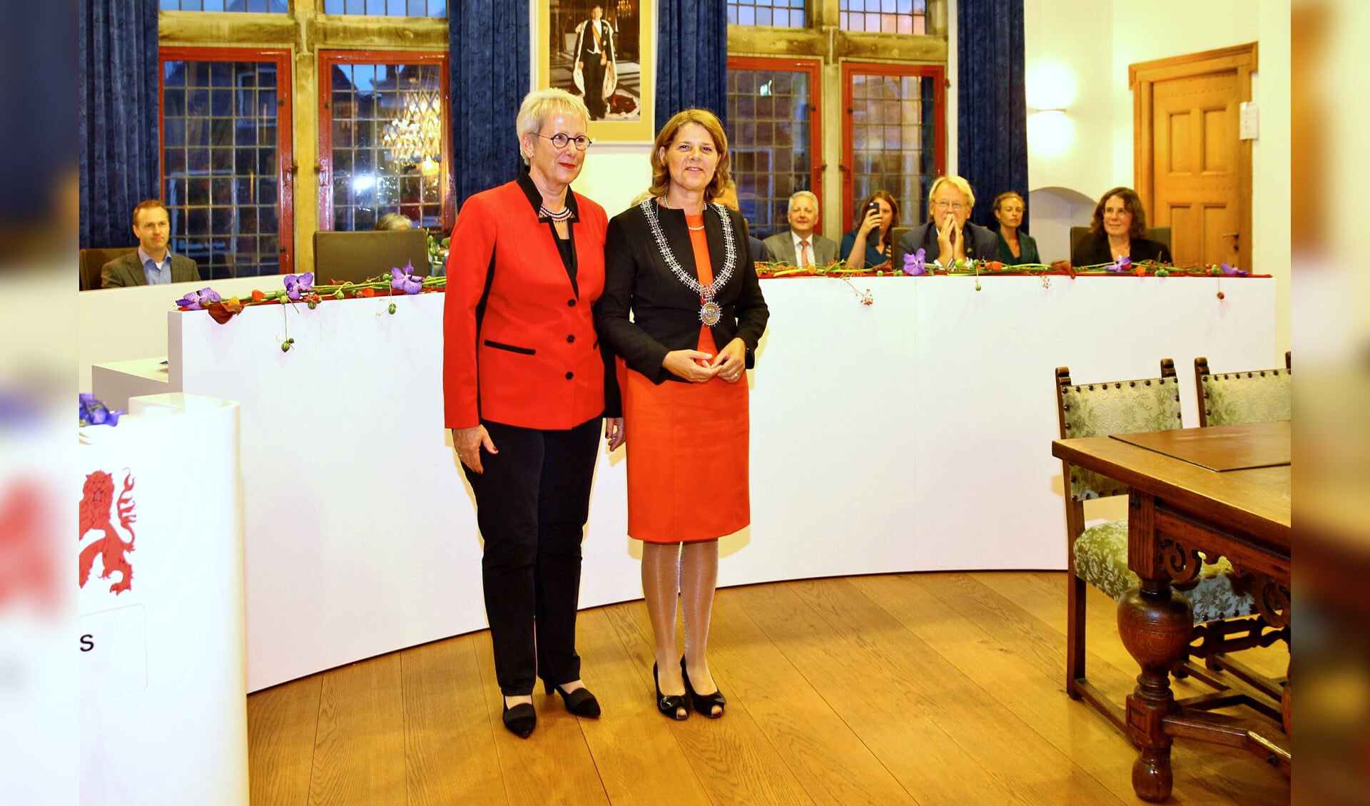 Burgemeester Marja van Bijsterveldt draagt sinds 2 september 2016 de ambtsketen van de gemeente Delft. 
