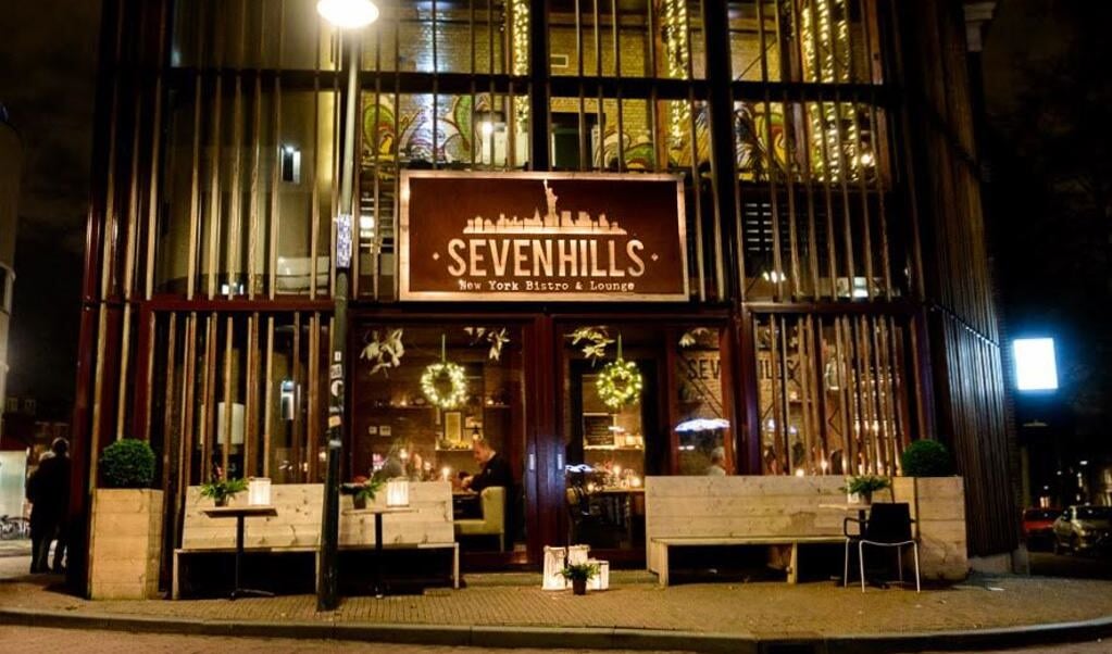 Sevenhills New York Bsitro & Lounge, gevestigd aan het Achterom 165.