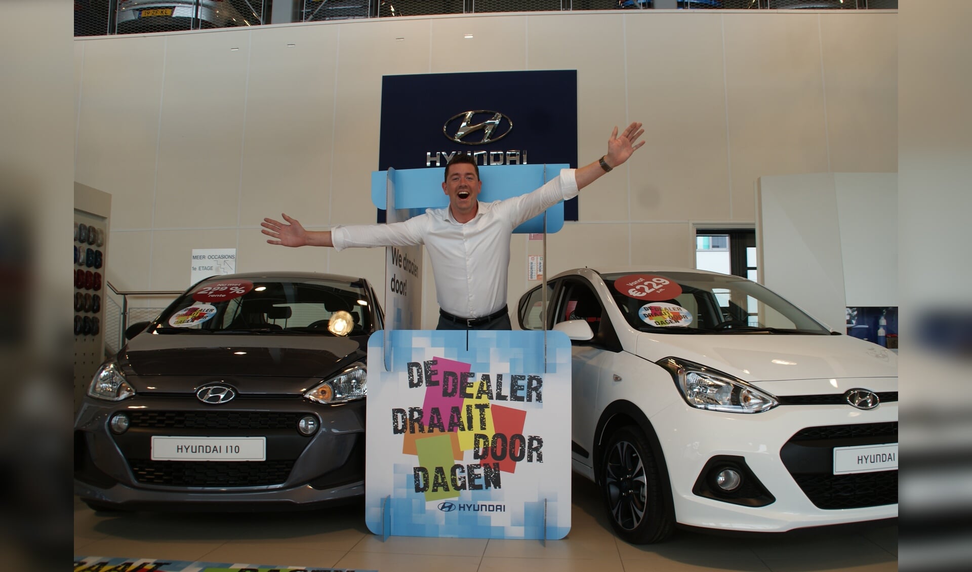 Brand Manager Martijn van Reenen draait bijna zelf door tijdens de Dealer Draait Door Dagen bij Preuninger Hyundai.