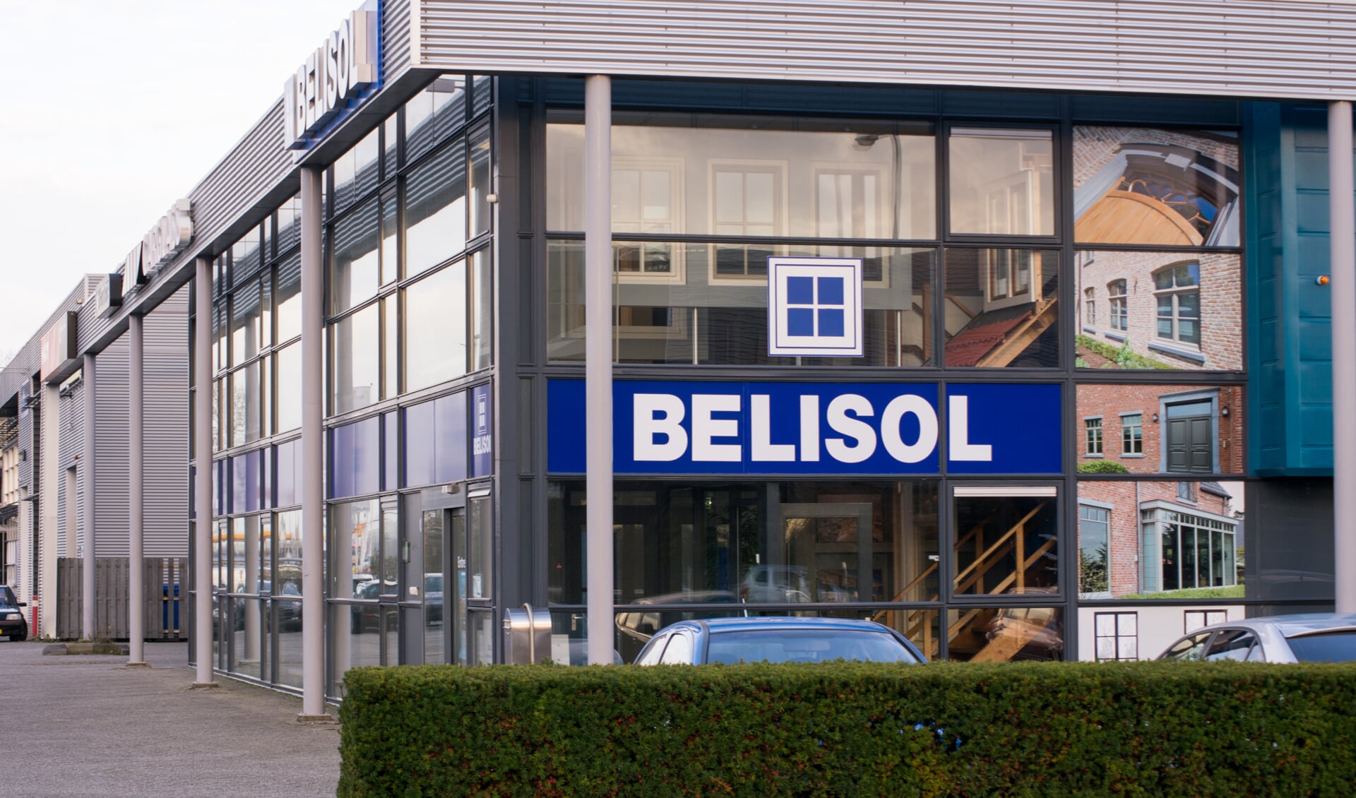 Belisol in Wateringen: een vertrouwd adres voor de aanschaf van kozijnen en deuren. 