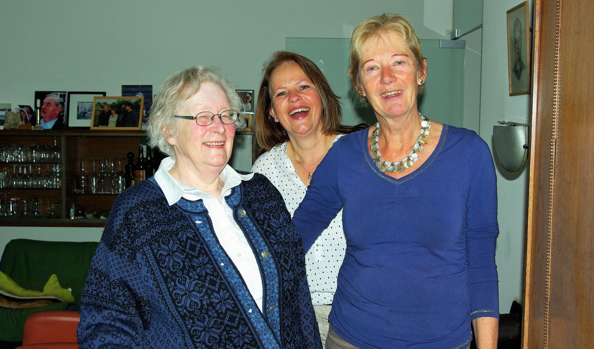 Vera de Cock, Marita Waden en Ineke Lampert (v.l.n.r.) vinden het fijn iets voor elkaar te kunnen betekenen.