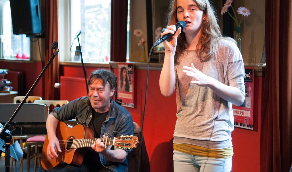 Foto: Willemieke Brussee treedt 25 juni op bij Rootz Muziekschool. (foto: Liesbeth Bergen)