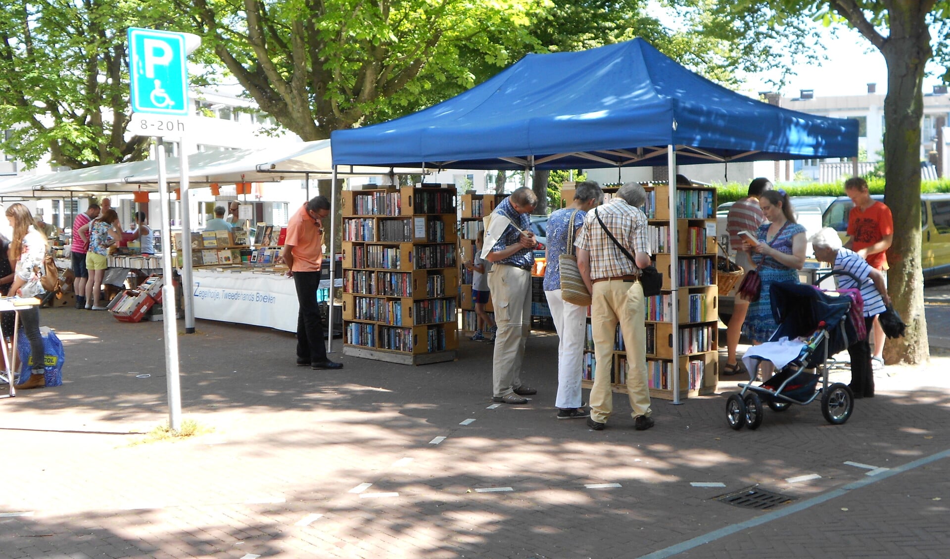 De Delftse Boekenmarkt wordt steeds meer een begrip onder boekenliefhebbers. 