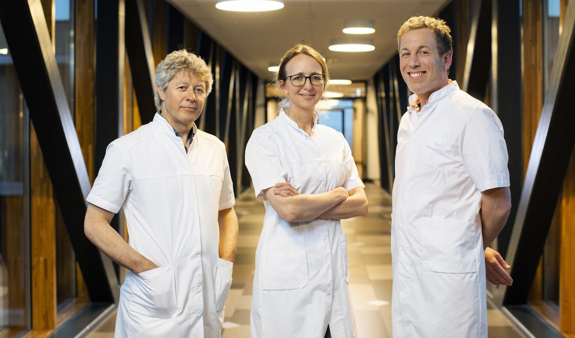 De specialisten van het multidisciplinair centrum prostaatkankerzorg in het Reinier de Graaf Gasthuis in Delft.