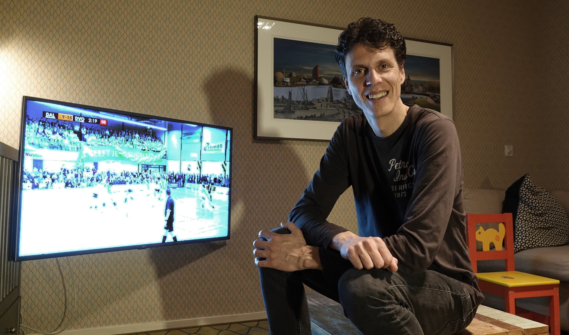Joost Preuninger kreeg de liefde voor Korfbal met de paplepel ingegoten (Foto: Willem de Bie)