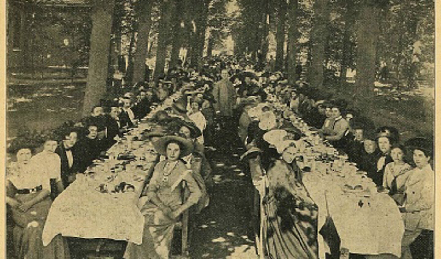 'Onze Dag' in Heemstede rond 1900, een dag speciaal voor de toenmalige bestuurders en collectanten van de voorloper van het Epilepsiefonds.