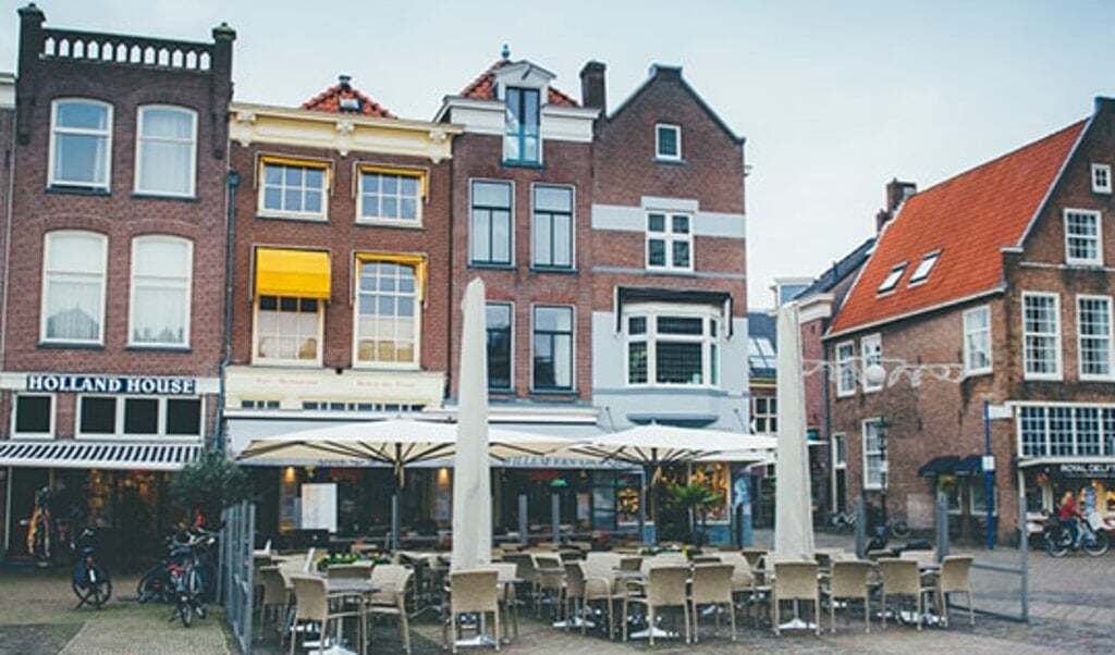 Bij Grand Café Willem van Oranje op de Markt kun je zeven dagen per week neerstrijken voor een kop koffie, een lekkere lunch of een heerlijk diner.