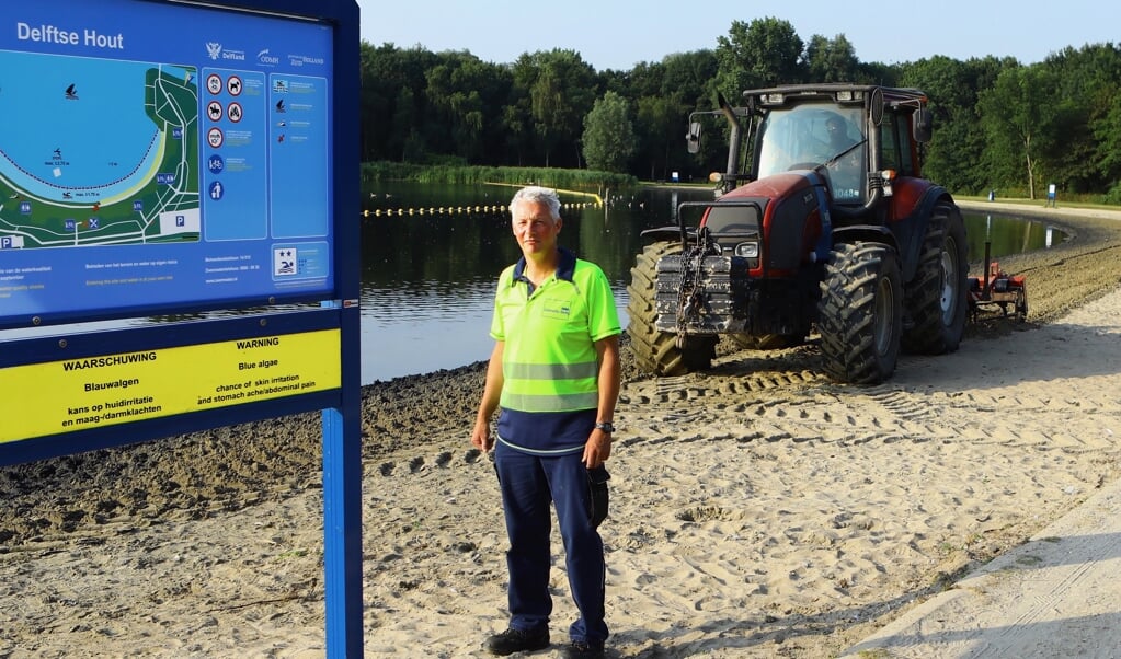 Adriaan Smits vindt over het algemeen dat hij een heerlijke baan heeft (Foto: Koos Bommelé)