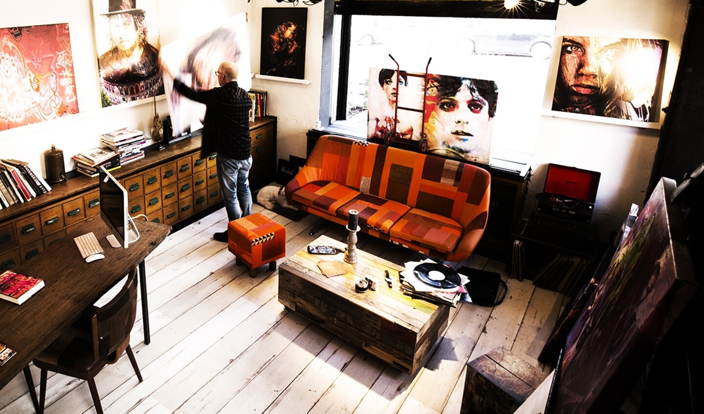 De kunst van Maarten is te bewonderen in zijn atelier aan de Van der Brugghenstraat (Foto: Marianne Q Fotografie)