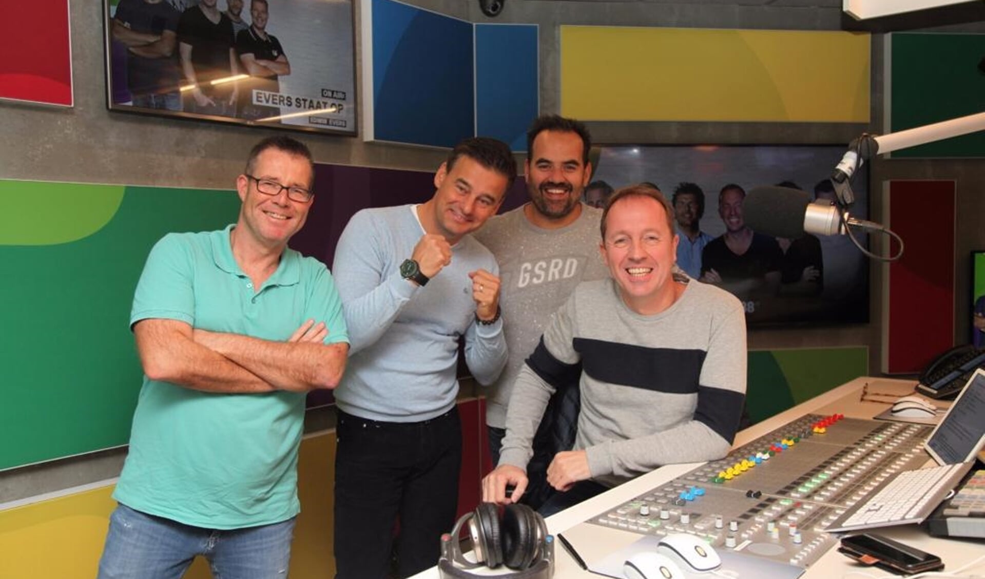 Links Rick Romijn, daarnaast Wilfred Genee, Niels van Baarlen en Edwin Evers