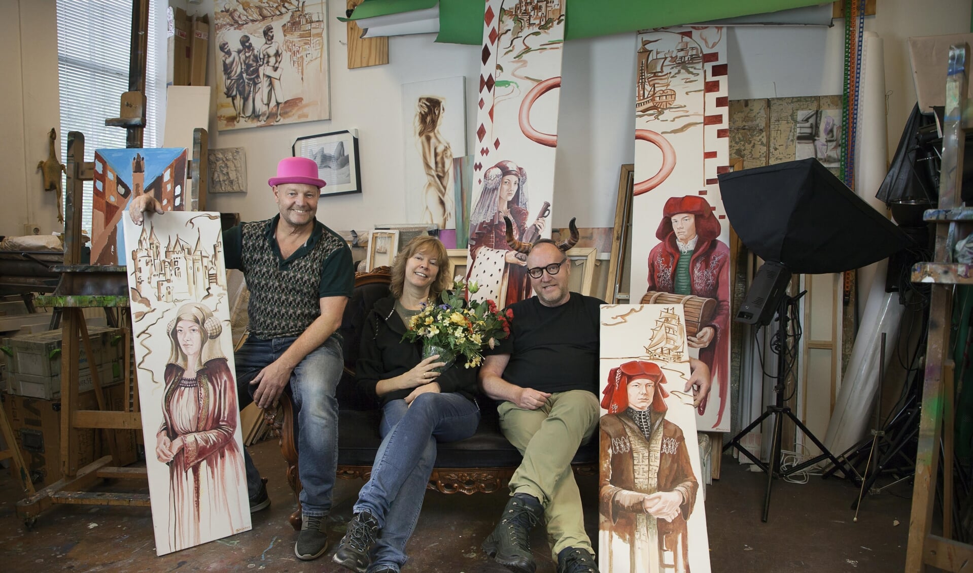 Drie van de deelnemende Bacinol-kunstenaars: Joost Konings, Jacqueline Louter en Rob van Es (Foto: Jacqueline Louter)