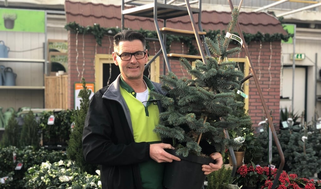Jean Lamet helpt je aan een kerstboom, groot of klein!