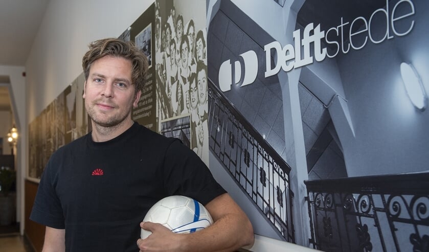 Nick Keijzer richt zich tegenwoordig als Uitgesproken Gast op het schrijven van teksten en was als voetballer vooral liefhebber. (foto: Roel van Dorsten)