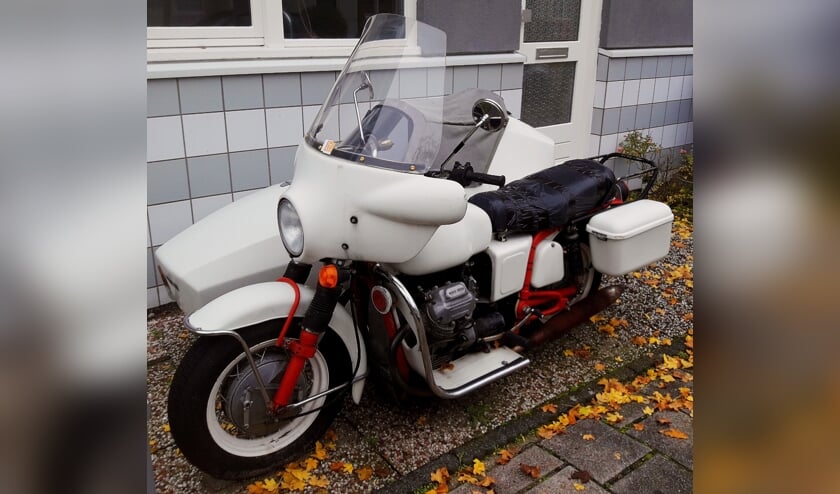 De Moto Guzzi V7 Special in vol ornaat