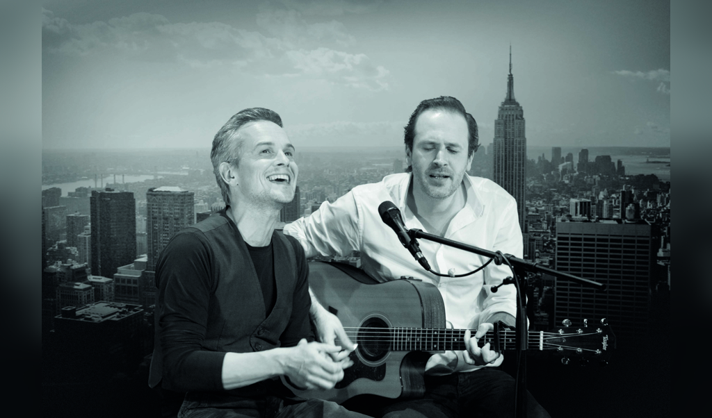 Jop Wijlacker en Dennis Kolen brengen de mooiste nummers van Simon & Garfunkel (Foto: Kees van der Niet)
