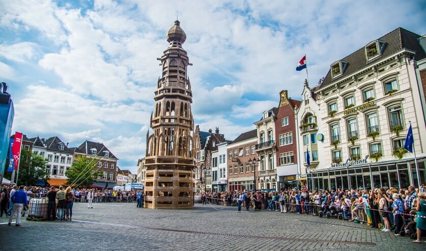 Een prachtig bouwwerk moet verrijzen bij het station van Delft