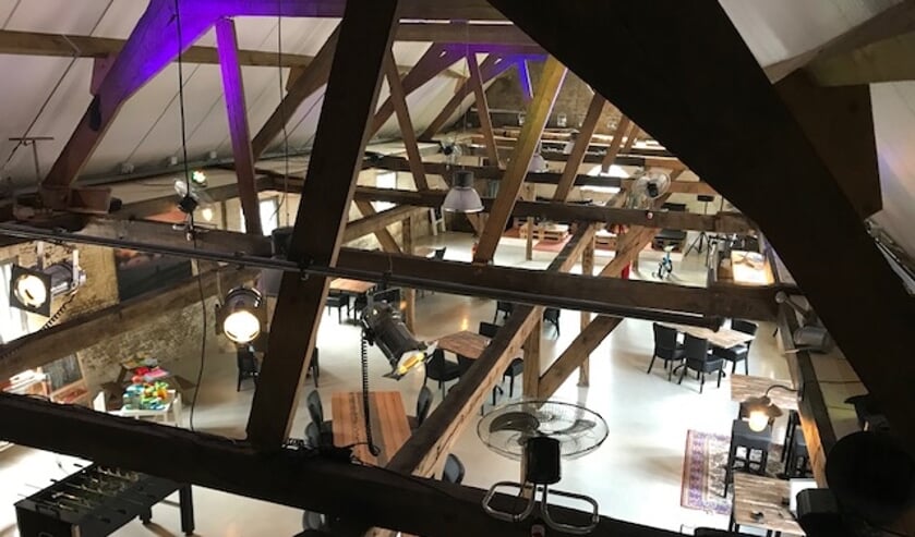 Hoeve A13, het wielercafé waar ook wandelaars welkom zijn.