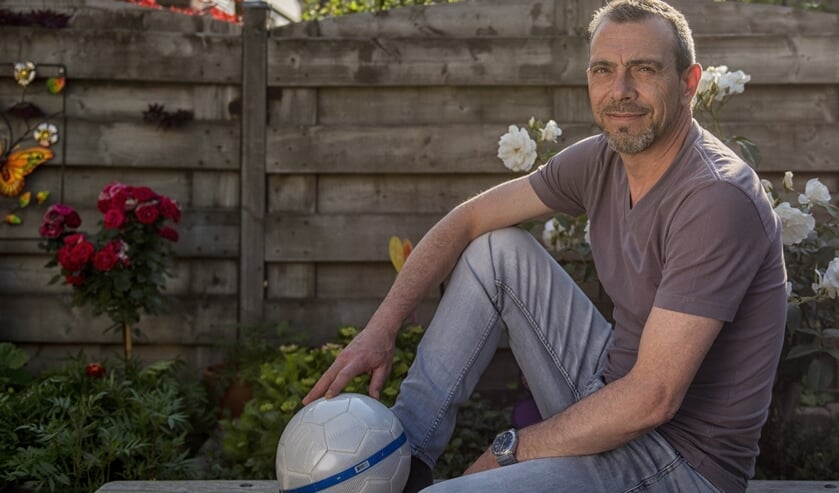 Jeroen Weeber maakte ruim twintig jaar deel uit van de SEP-selectie en traint nu nog elke vrijdagavond met zijn vrienden. (foto: Roel van Dorsten)