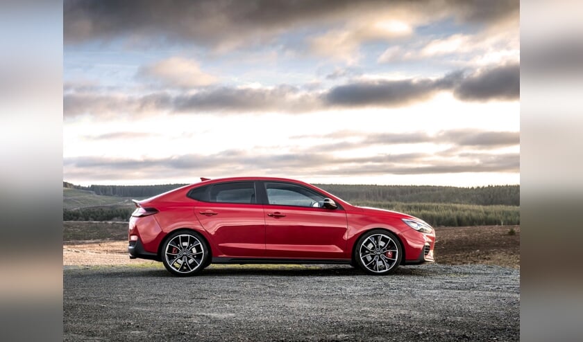 Het stijlvolle design van de Hyundai i30 Fastback N.