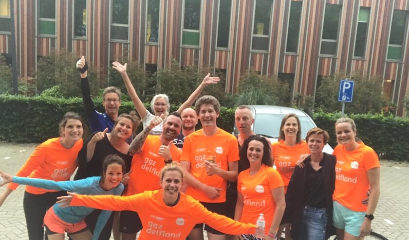 Het team van GGZ Delfland wat meedoet aan de Socialrun