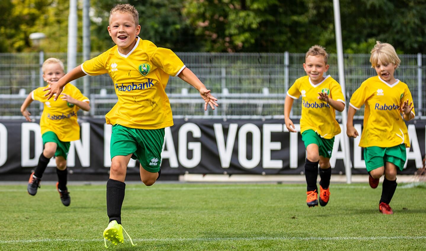 Puur genieten tijdens de trainingen van de ADO Den Haag Voetbalschool