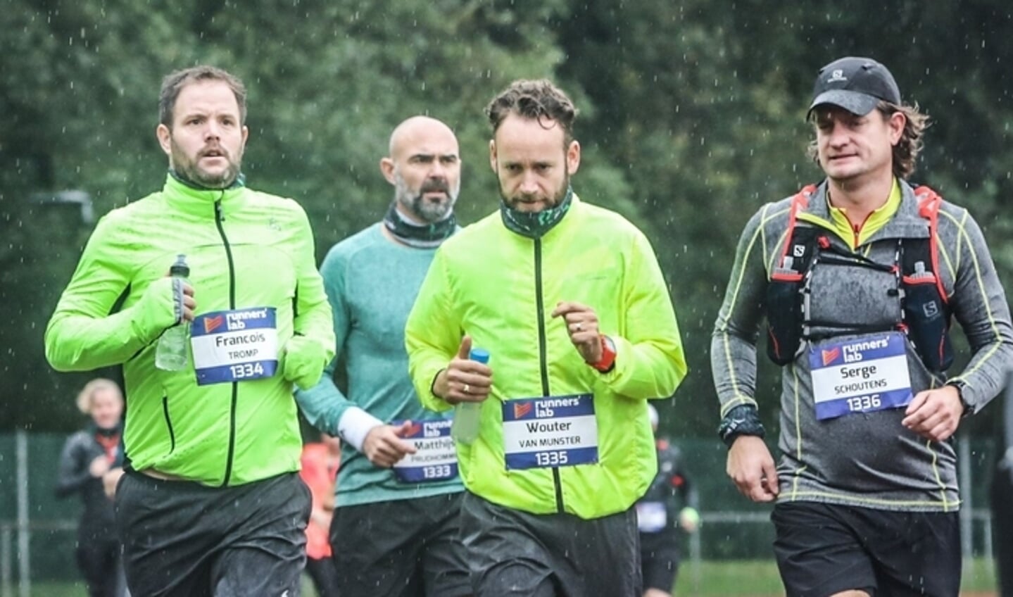 Via Support Casper loopt bijvoorbeeld team Athens Authentic Marathonas vanFrancois Tromp zo veel mogelijk geld bij elkaar.
