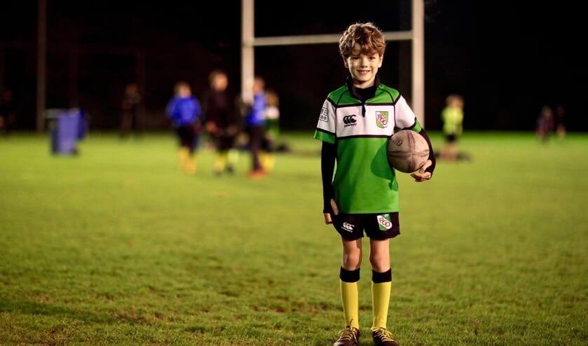 <p>Finn is al sinds zijn tweede jaar rugbyfan (Foto: Koos Bommelé)</p>