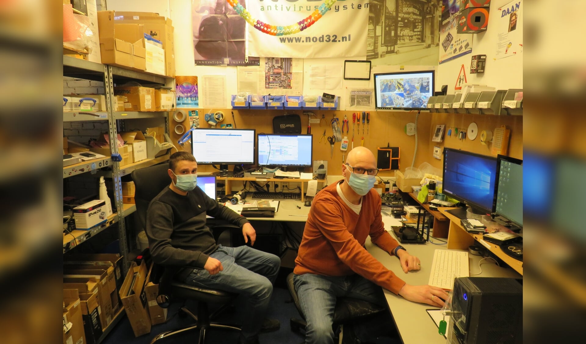 De vertrouwde gezichten van Computershop Delft: Rick Bosch en Erik van Schelven