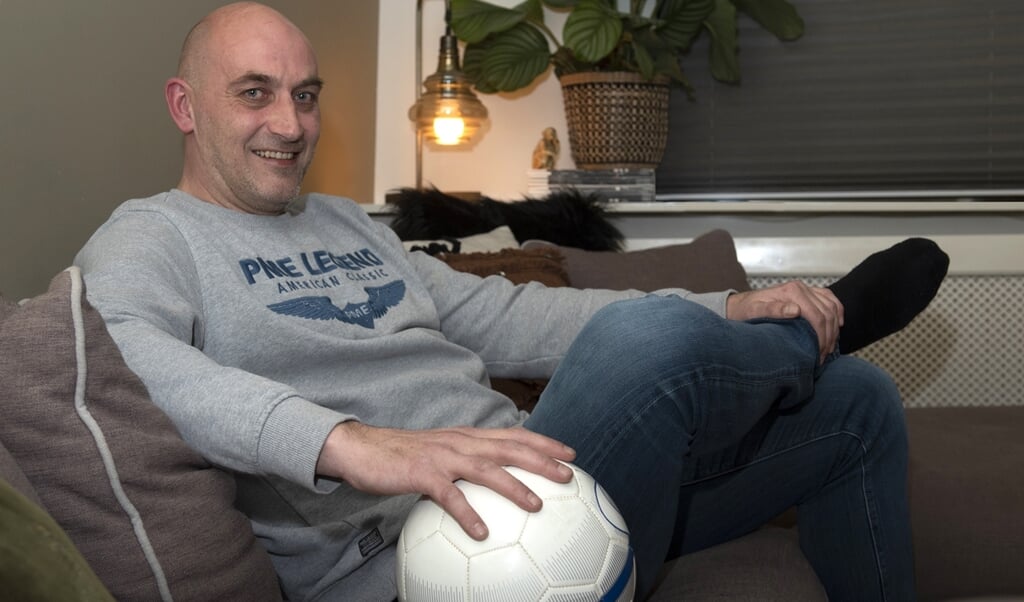 Leon de Cock had een goede leerschool bij  de routiniers van BEC en werd een betere voetballer bij Vitesse Delft. (foto: Roel van Dorsten) 