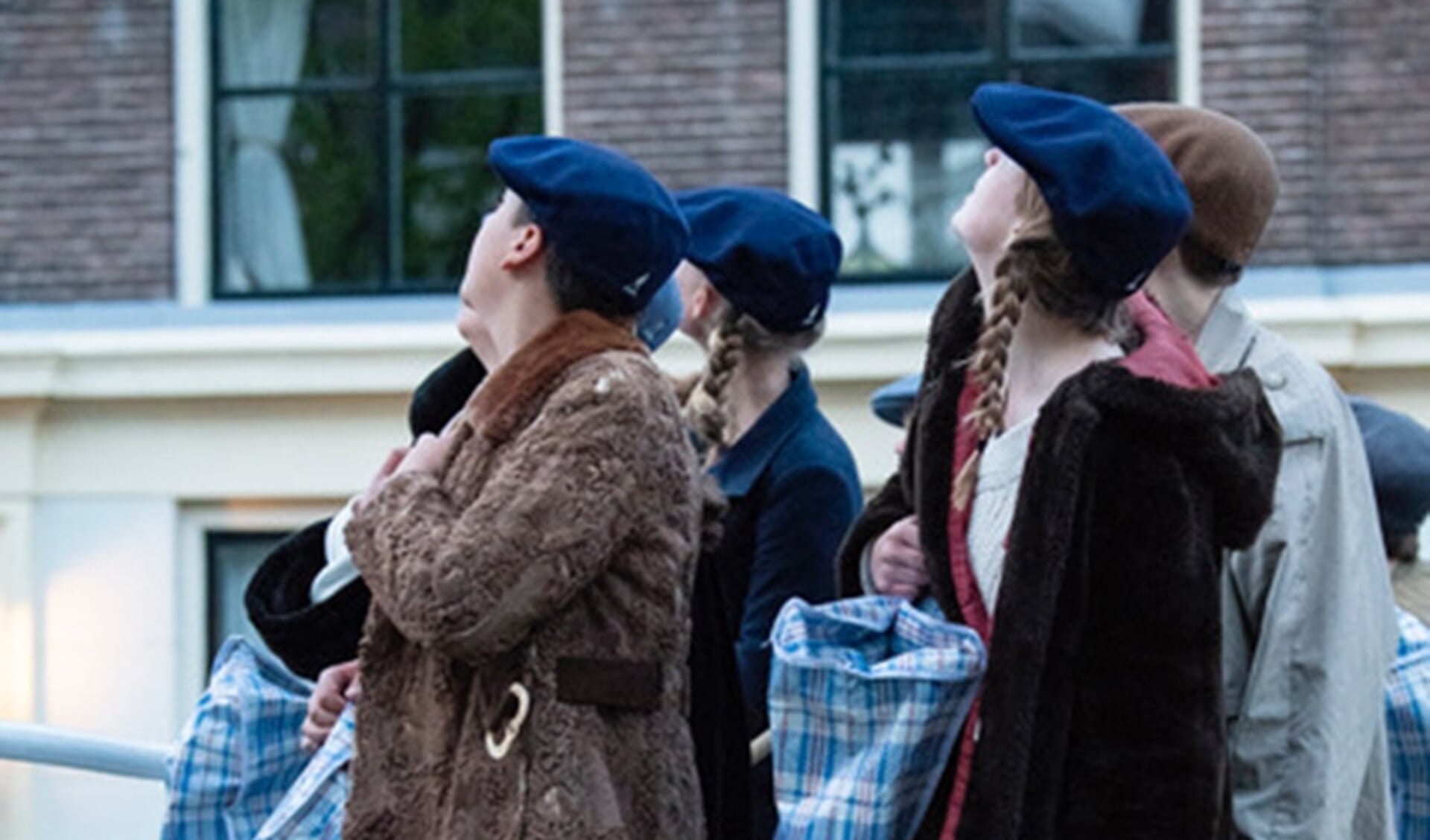 De VAK organiseert Theater Na de Dam in Delft en zoekt oorlogsverhalen (Foto: Dennis Herman)