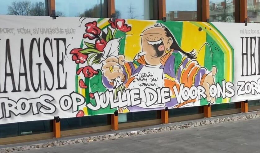 Verbazingwekkend Spandoek van ADO supporters op het Reinier de Graaf Gasthuis YN-64