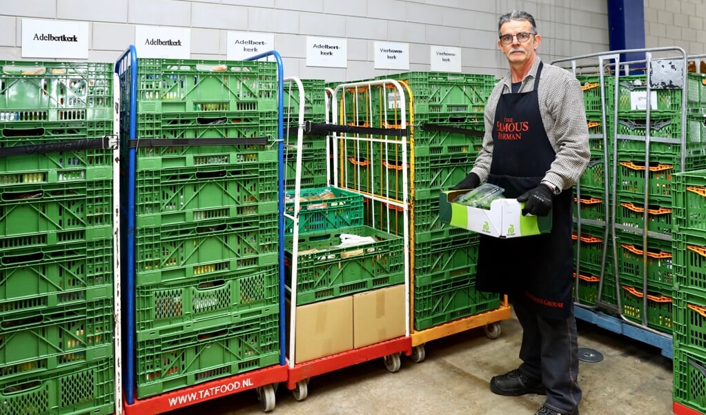 Martin Landzaad zet zich volledig in voor de Voedselbank Delft (foto: Koos Bommelé)