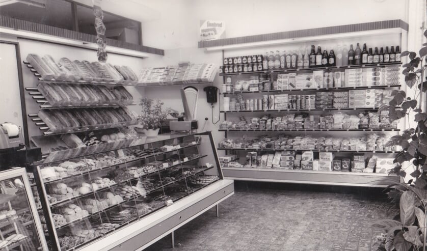 Brood- en banketbakkerij L.H. Rietvelt, toen nog in de Doelenstraat