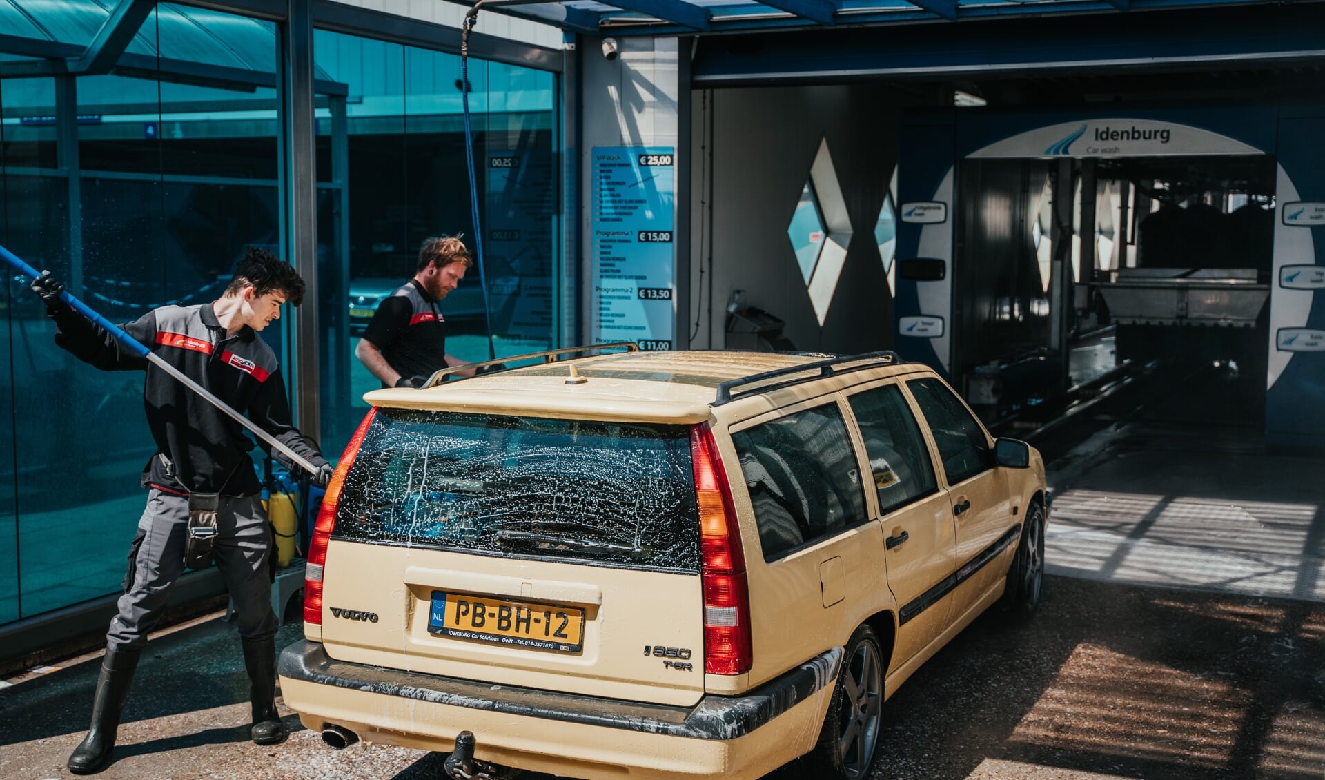 Veilig en verantwoord schoon bij Idenburg Car Wash. (Foto: PR)