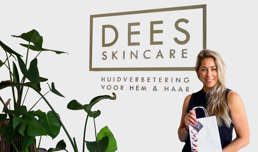 Daisy is blij met het nieuwe logo (Foto: Koos Bommelé)