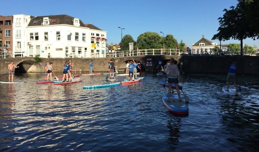 Ga jij deze zomer ook suppen door Delft?