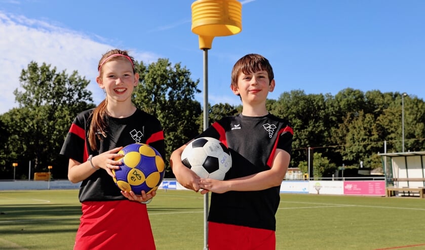Phien en David tijdens hun laatste training van het seizoen (Foto: Koos Bommelé)