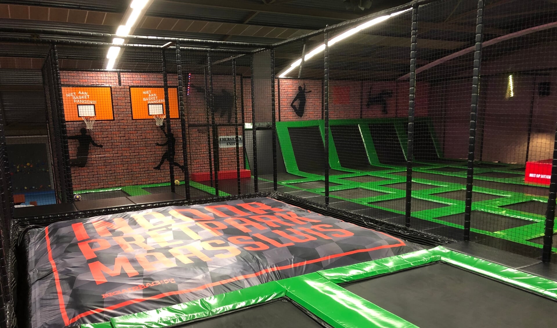 Het trampolinepark van Indoorpretpark Maassluis