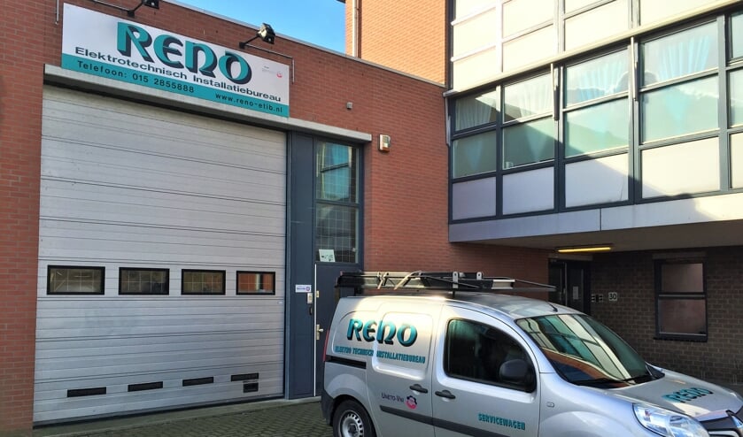 <p>Bedrijfspand en bedrijfsauto van Reno,<br>bekend in het Delftse straatbeeld.</p>