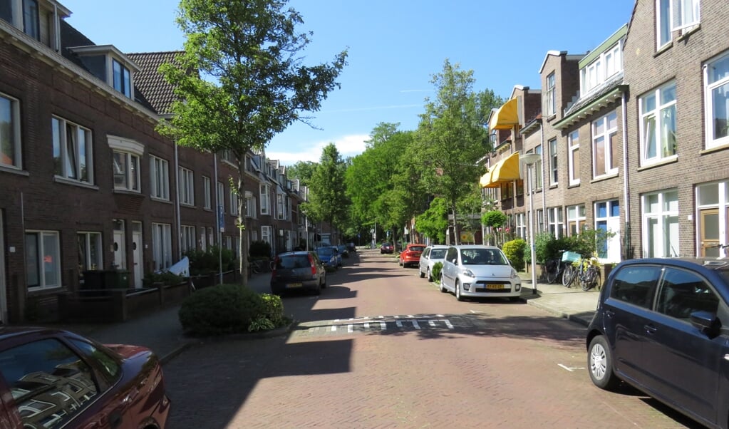 Ook in de Frederik Hendrikstraat zijn panden verkamerd (Foto: Finn Rekveldt)