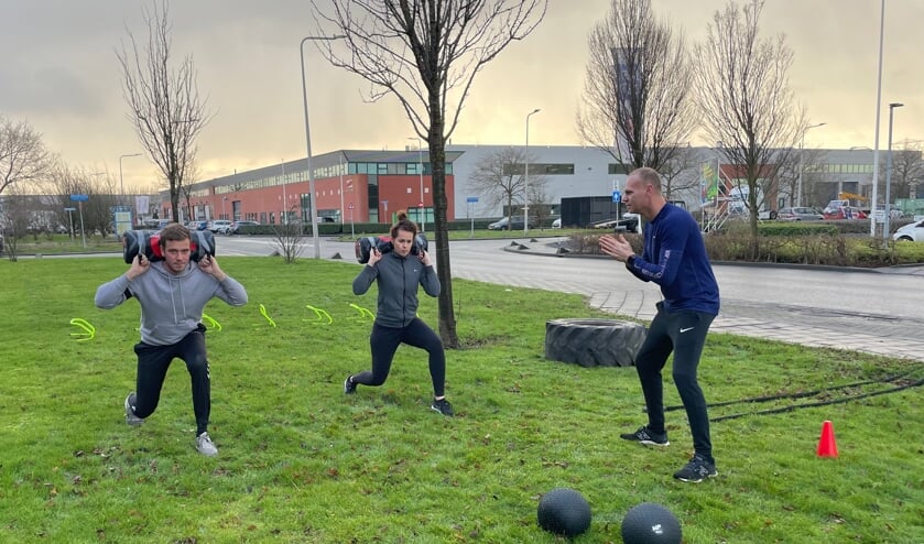Bootcamp-instructeur Frank geeft instructie