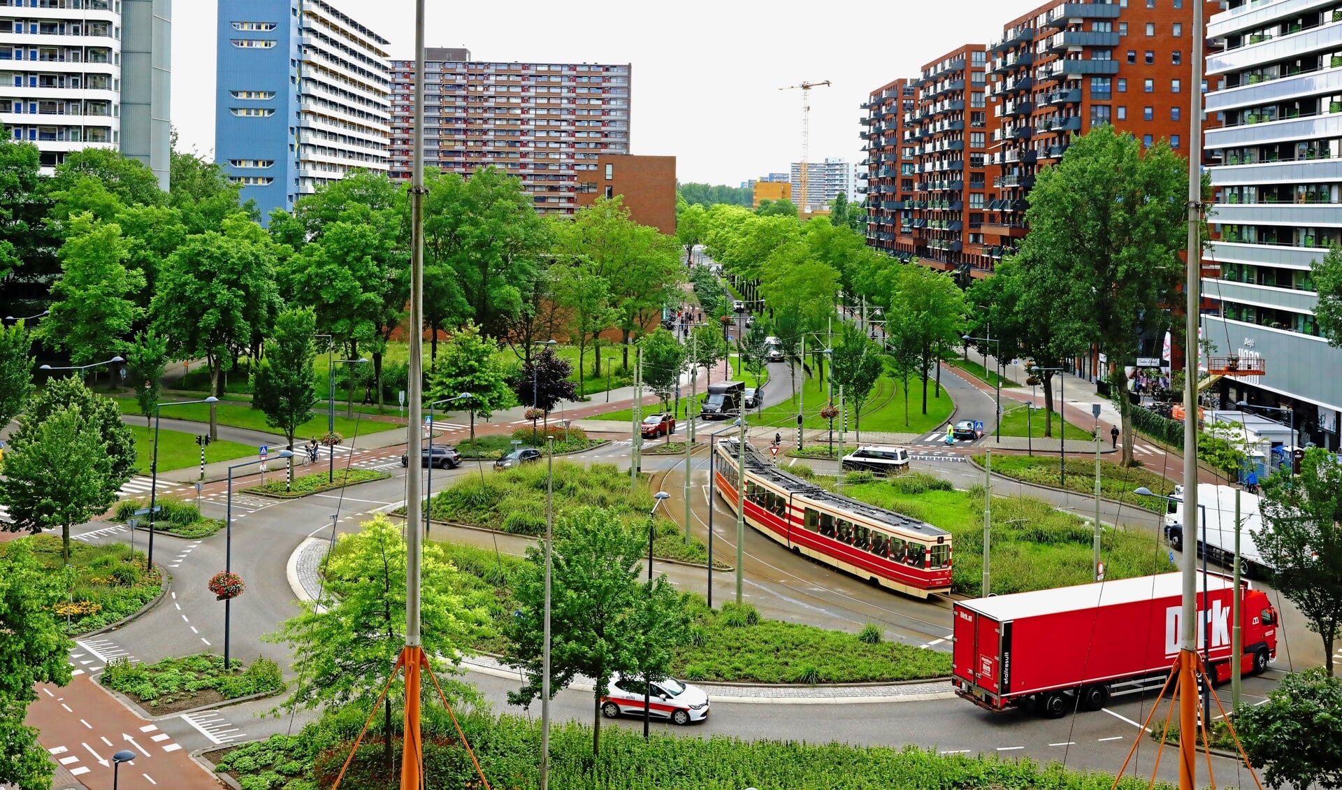 Het Delflandplein (Foto: Koos Bommelé / archief)