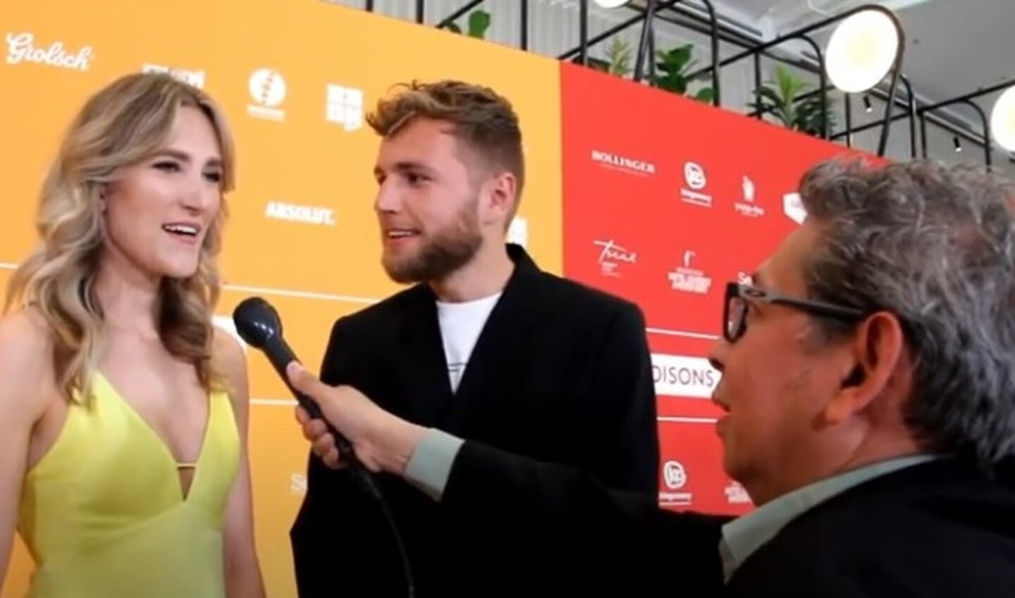 Welk bekend duo wordt door Charles van Harling geïnterviewd?